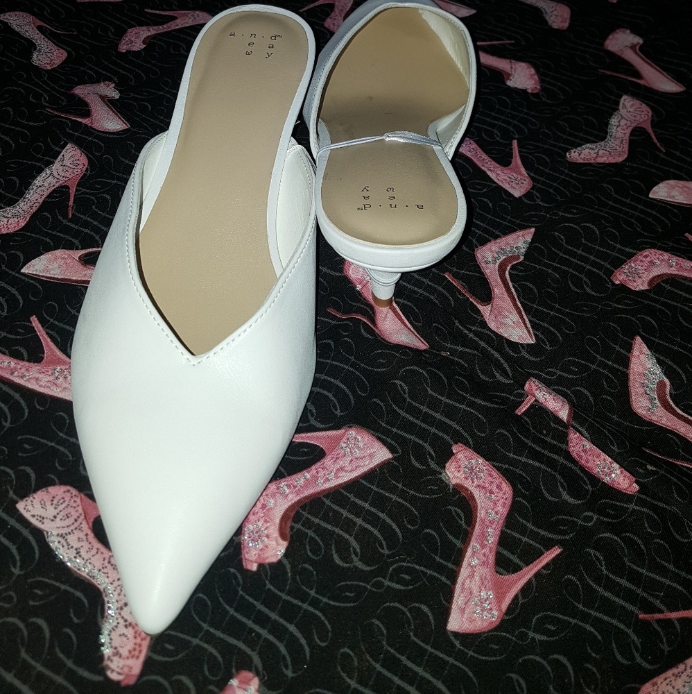 nwt a new day heels